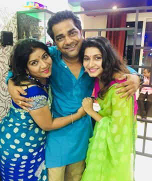 Kashmira, Suhas and Gauri Nalawade