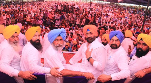Dissident AAP MLAs at a convention against the removal of Sukhpal Khaira as leader of opposition in Punjab Vidhan Sabha, in Bathinda on Thursday. (Sanjeev Kumar/HT Photo) Dissident AAP MLAs at a convention against the removal of Sukhpal Khaira as leader of opposition in Punjab Vidhan Sabha, in Bathinda on Thursday. (Sanjeev Kumar/HT Photo)