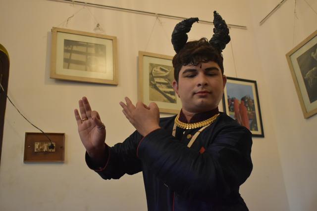 PAI (for Pan-sexual, Asexual and Inter-sexual) explores the fluid nature of identity. Sastry uses mudras to represent consensual intimacy, as opposed to forced or coerced physical contact. (Fire Flies Community)