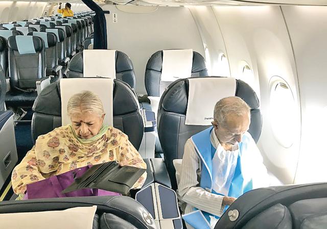 A snapshot of Shoba’s parents flying business class for the very first time (Shoba Narayan) A snapshot of Shoba’s parents flying business class for the very first time (Shoba Narayan)
