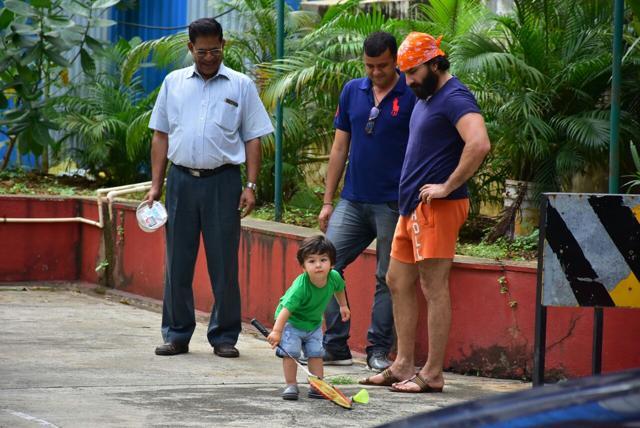 Little Taimur is always aware of the camera. (Viral Bhayani) Little Taimur is always aware of the camera. (Viral Bhayani)