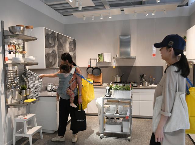 Indian customers check furnitures at the new IKEA store in Hyderabad on August 9, 2018. (AFP) Indian customers check furnitures at the new IKEA store in Hyderabad on August 9, 2018. (AFP)