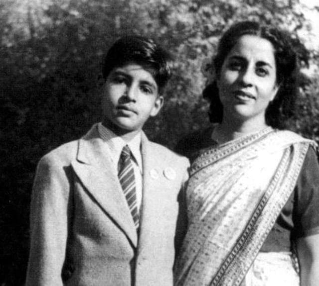 Amitabh Bachchan pens a note on mother’s birthday, says to the most ...