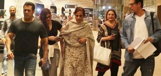 Salman Khan leaving for Malta with mother Salma, sister Alvira Agnihotri and brother-in-law Atul Agnihotri.
