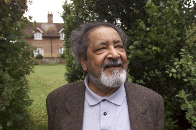 This 2001 file photo shows British author VS Naipaul in Salisbury, England. (AP) This 2001 file photo shows British author VS Naipaul in Salisbury, England. (AP)