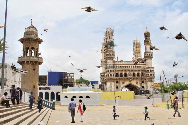 The most stunning view of the Charminar is from the Mecca mosque (Saubhadra Chatterji) The most stunning view of the Charminar is from the Mecca mosque (Saubhadra Chatterji)