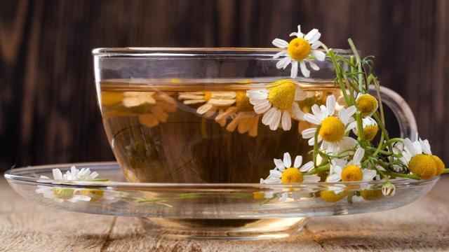Chamomile tea is a herbal tea that increases levels of glycine, a chemical that can relax your nerves and muscles and relieve stress. (Shutterstock) Chamomile tea is a herbal tea that increases levels of glycine, a chemical that can relax your nerves and muscles and relieve stress. (Shutterstock)