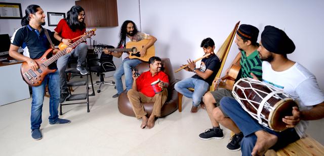 Members of the band Folk Lok. Members of the band Folk Lok.