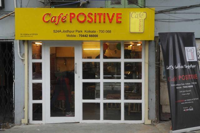 The cafe is located inside a garage in Jodhpur Park in south Kolkata. (Samir Jana/ HT Photo) The cafe is located inside a garage in Jodhpur Park in south Kolkata. (Samir Jana/ HT Photo)