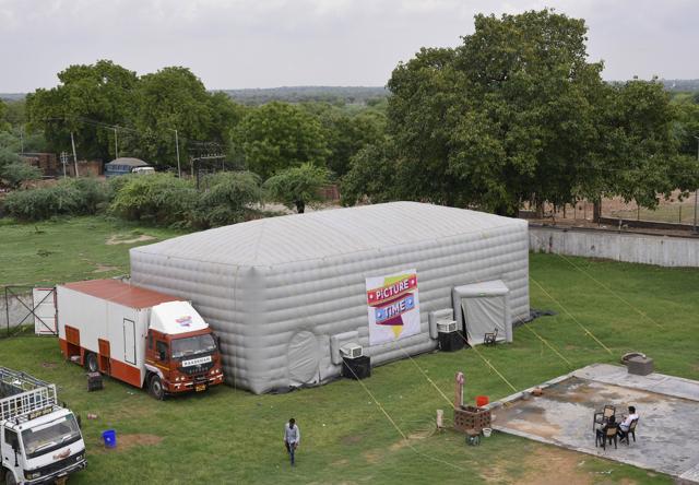 An outside view of the inflatable, sound-proof, air-conditioned PictureTime theatre. Ticket prices range from  ₹35 to  ₹75. (VIPIN KUMAR / HT Photo)