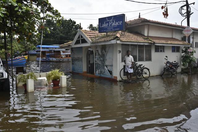 A view of the Lake Palace and its adjacent areas submerged under flood waters, at Alappuzha district. (Raj K Raj/HT Photo) A view of the Lake Palace and its adjacent areas submerged under flood waters, at Alappuzha district. (Raj K Raj/HT Photo)