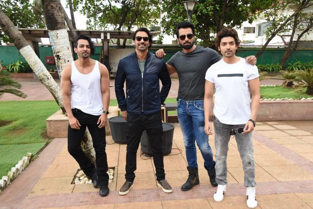 Paltan gang of Arjun Rampal, Sonu Sood, Gurmeet Chowdry and Harshvardhan Rane promote Paltan.