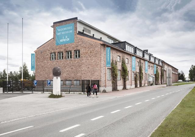 The structure that went from being a bus depot to a house of art and culture. The structure that went from being a bus depot to a house of art and culture.