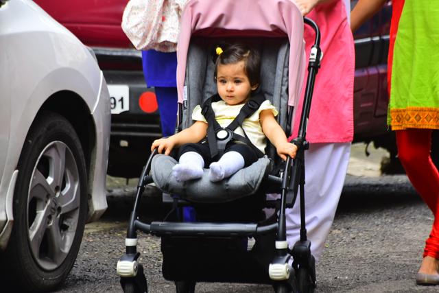 Inaaya Naumi Kemmu out for a walk with her nannies. (Manav Manglani) Inaaya Naumi Kemmu out for a walk with her nannies. (Manav Manglani)