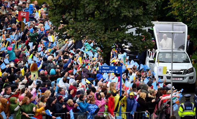 Pope Francis arrives at the Knock Shrine in Knock, Ireland, August 26, 2018. (REUTERS) Pope Francis arrives at the Knock Shrine in Knock, Ireland, August 26, 2018. (REUTERS)