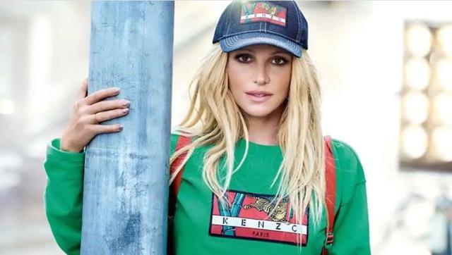 Britney Spears (Facebook.com/Kenzo)