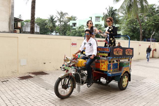 Sunil Grover, Sanya Malhotra and Radhika Madan promote Pataakha.