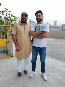 Arshpreet Singh Bhullar (R) with his father Mukhwinder Singh Bhullar. (Facebook/Arshpreet Singh Bhullar)
