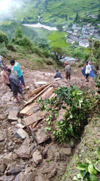 Four of the family were still trapped inside the collapsed house and efforts were on to rescue them. (HT Photo ) Four of the family were still trapped inside the collapsed house and efforts were on to rescue them. (HT Photo )