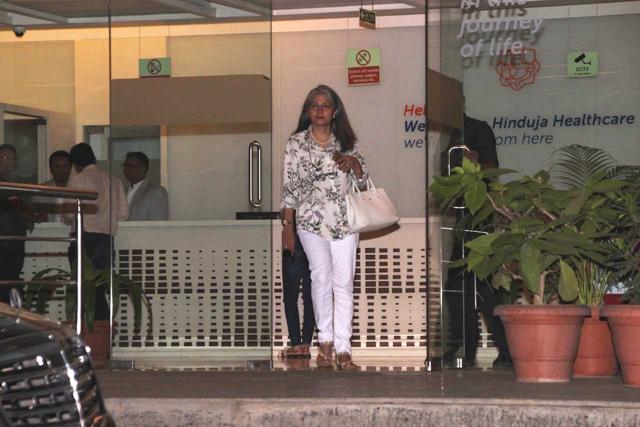 Mira Rajput’s mother visits her at Hinduja Hospital in Mumbai. (Viral Bhayani) Mira Rajput’s mother visits her at Hinduja Hospital in Mumbai. (Viral Bhayani)