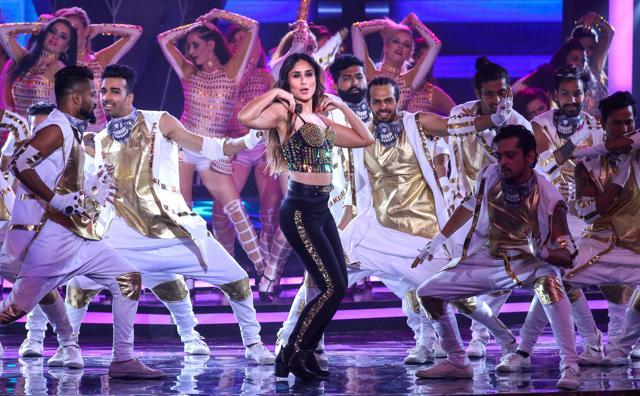 Kareena Kapoor Khan during her Miss India 2018 pageant performance in Mumbai on June 19, 2018. (PTI) Kareena Kapoor Khan during her Miss India 2018 pageant performance in Mumbai on June 19, 2018. (PTI)