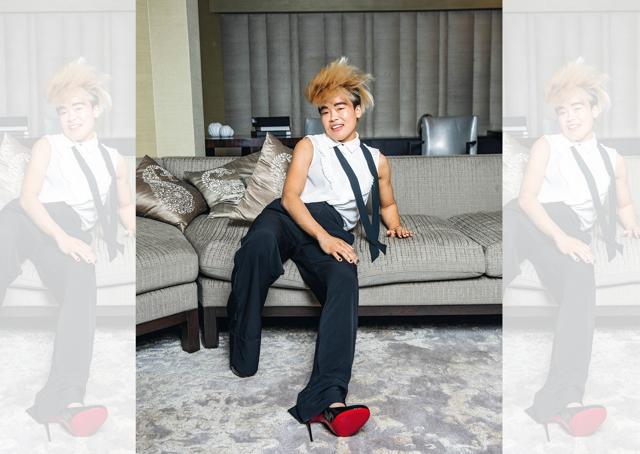 Sarju doesn’t like make-up so much, but takes pride in having great skin (Shirt and pants, Zara;shoes, Christian Louboutin; neck tie, Rockabella) (Shivamm Paathak) Sarju doesn’t like make-up so much, but takes pride in having great skin (Shirt and pants, Zara;shoes, Christian Louboutin; neck tie, Rockabella) (Shivamm Paathak)