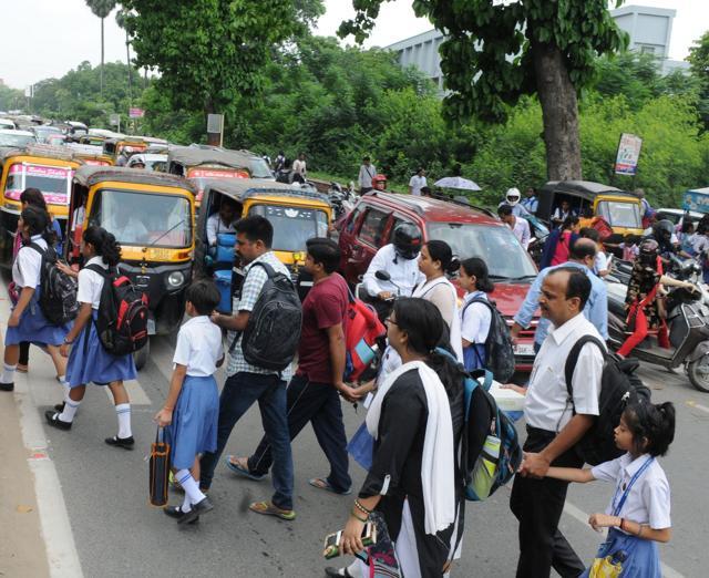 Bailey Road in Patna where Carmel High School is located. (HT Photo ) Bailey Road in Patna where Carmel High School is located. (HT Photo )