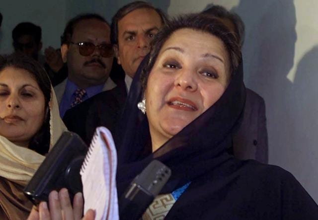 Kulsoom Nawaz, wife of former Pakistani Prime Minister Nawaz Sharif, talks to reporters in Islamabad. (AP File Photo) Kulsoom Nawaz, wife of former Pakistani Prime Minister Nawaz Sharif, talks to reporters in Islamabad. (AP File Photo)