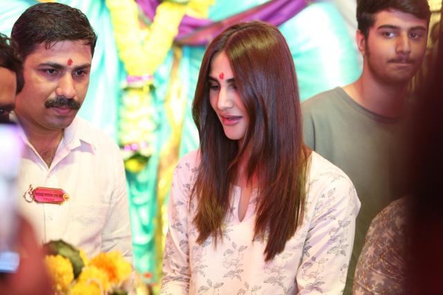 Vaani Kapoor at Chinchpokli Ganeshji.