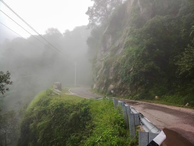 The road from Jaiharikhal to Lansdowne. The road from Jaiharikhal to Lansdowne.