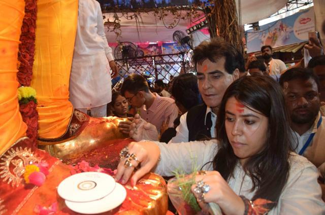 Ekta Kapoor and Jeetendra at Lalbaugcha Raja. Ekta Kapoor and Jeetendra at Lalbaugcha Raja.