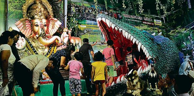 Bharat Mitra Mandal, Narayan peth, Next to Modi Ganpati (RAVINDRA JOSHI/HT PHOTO)