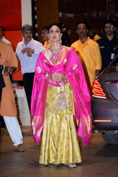 Kareena Kapoor Khan makes a celeb appearance. (IANS) Kareena Kapoor Khan makes a celeb appearance. (IANS)
