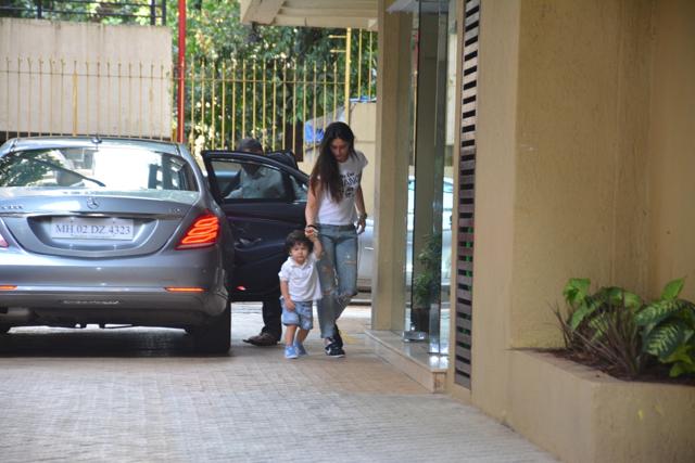 Kareena Kapoor Khan and her son Taimur Ali Khan. (IANS) Kareena Kapoor Khan and her son Taimur Ali Khan. (IANS)