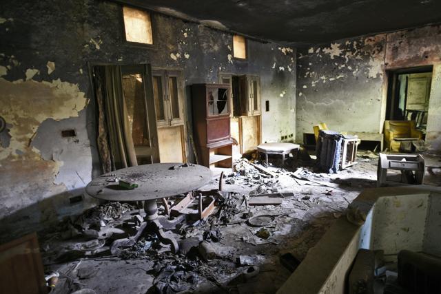 In government records, the D-5 bungalow was sealed by the UP Police in 2006, when the murders were uncovered. But today, it is ransacked and almost every valuable item inside is missing. (Burhaan Kinu/HT Photo) In government records, the D-5 bungalow was sealed by the UP Police in 2006, when the murders were uncovered. But today, it is ransacked and almost every valuable item inside is missing. (Burhaan Kinu/HT Photo)