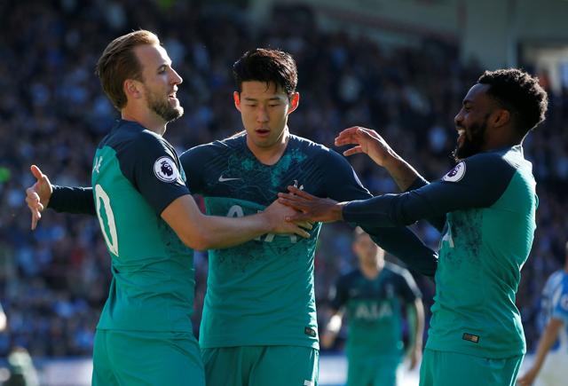 Tottenham's Harry Kane celebrates scoring their second goal with Son Heung-min and Danny Rose. (REUTERS) Tottenham's Harry Kane celebrates scoring their second goal with Son Heung-min and Danny Rose. (REUTERS)