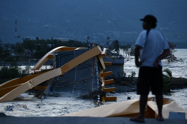 The damage after the earthquake and tsunami is pictured in Palu, Central Sulawesi, Indonesia, October 1, 2018. (Reuters) The damage after the earthquake and tsunami is pictured in Palu, Central Sulawesi, Indonesia, October 1, 2018. (Reuters)