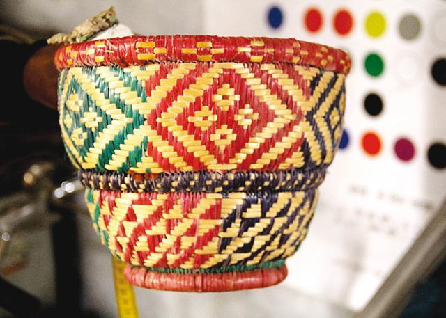 A basket made from local grass by Tharu tribes (Kalpana Sunder) A basket made from local grass by Tharu tribes (Kalpana Sunder)
