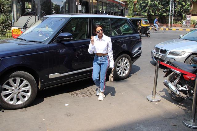 Malaika Arora Khan spotted outside Bastian. (Viral Bhayani) Malaika Arora Khan spotted outside Bastian. (Viral Bhayani)
