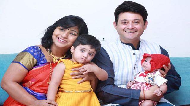 Leena with Maayra, Swapnil and Raghav Leena with Maayra, Swapnil and Raghav
