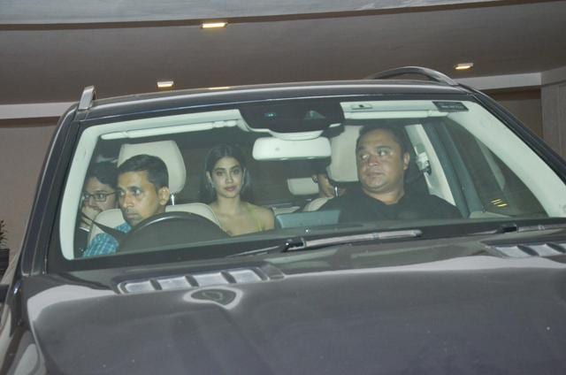 Karan Johar’s Dhadak star Janhvi Kapoor spotted. (Viral Bhayani) Karan Johar’s Dhadak star Janhvi Kapoor spotted. (Viral Bhayani)