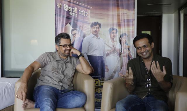 Subodh Bhave (L) and Abhijeet Deshpande share a light moment while in Pune to promote their film (Rahul Raut/HT PHOTO)