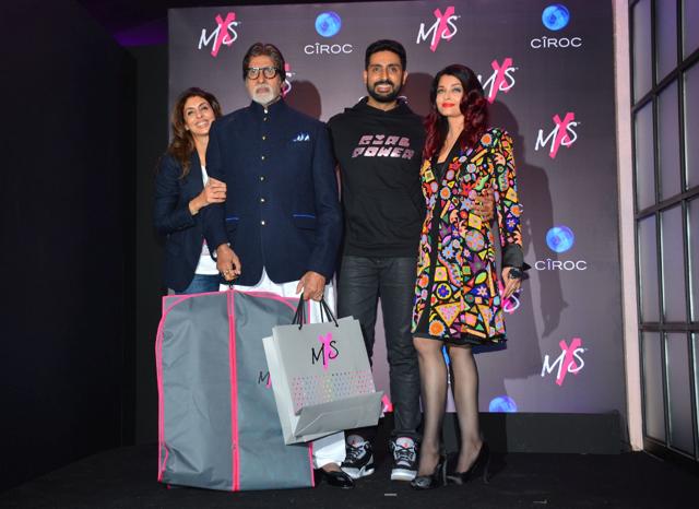 Shweta Bachchan Nanda with actors Amitabh Bachchan, Abhishek Bachchan and Aishwarya Rai Bachchan at the launch of her fashion label MxS. (IANS) Shweta Bachchan Nanda with actors Amitabh Bachchan, Abhishek Bachchan and Aishwarya Rai Bachchan at the launch of her fashion label MxS. (IANS)