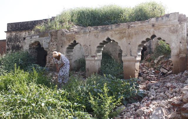 Remains of a haveli in 12 Biswa portion of Gurgaon village. (Yogendra Kumar/HT PHOTO) Remains of a haveli in 12 Biswa portion of Gurgaon village. (Yogendra Kumar/HT PHOTO)