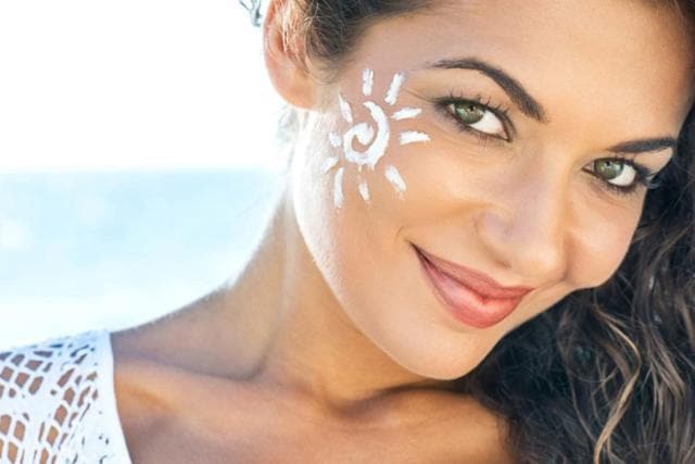 Wearing a moisturising sunscreen on your face each day is a habit that will benefit your skin health long-term. (Shutterstock) Wearing a moisturising sunscreen on your face each day is a habit that will benefit your skin health long-term. (Shutterstock)