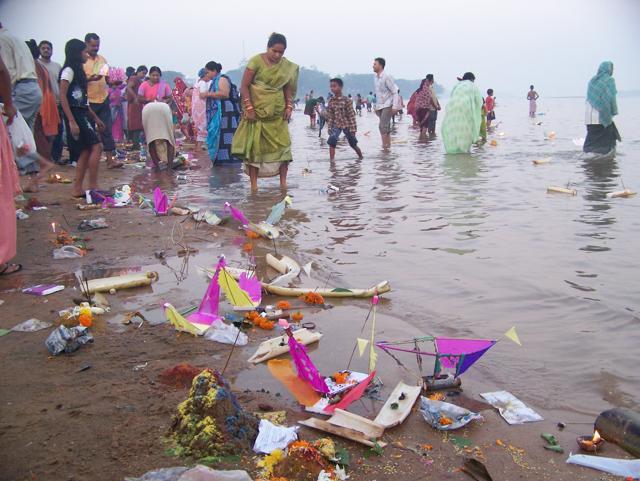 Scenes from the riverside ritual in Odisha. (Sudip Sen)