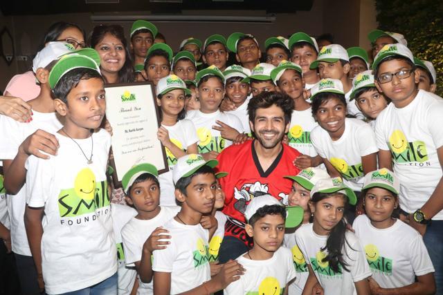 Kartik Aryan spends Children’s Day in Mumbai. Kartik Aryan spends Children’s Day in Mumbai.