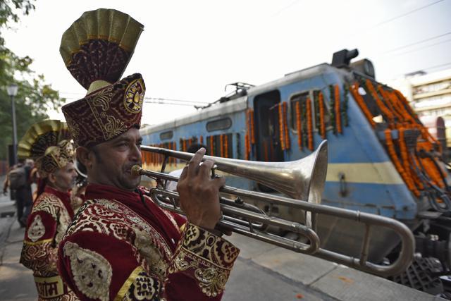 A band plays during the launch of a tourist train "Ramayana Express" at Safdarjung railway station, in New Delhi, on Wednesday, November 14, 2018. (Burhaan Kinu/HT PHOTO) A band plays during the launch of a tourist train "Ramayana Express" at Safdarjung railway station, in New Delhi, on Wednesday, November 14, 2018. (Burhaan Kinu/HT PHOTO)