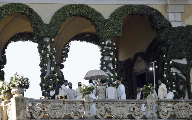 Ranveer Singh and his family members were spotted in white during the Konkani wedding ceremony. (AP) Ranveer Singh and his family members were spotted in white during the Konkani wedding ceremony. (AP)