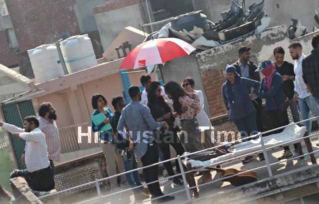 Actor Priyanka Chopra gets ready for a scene of The Sky Is Pink, on the terrace of a house. (Shivam Saxena/ HT Photo)